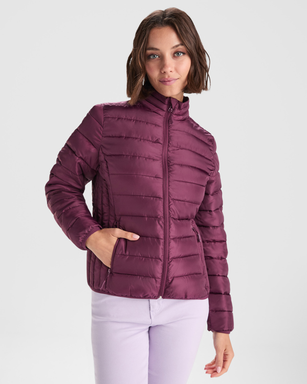 FINLAND WOMAN 5095 Roly